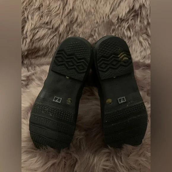 BCBG MaxAzria Studded Rubber Rain Snow Knee Boots Black Size 7 - Picture 6 of 8